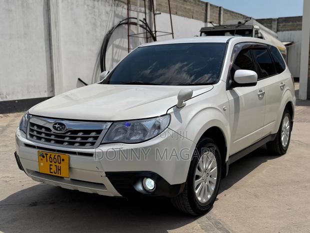 Subaru Forester 2009 White