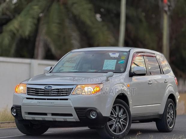 Subaru Forester 2009 White