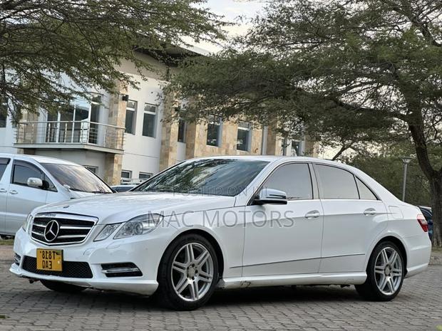 Mercedes-Benz E250 2011 White