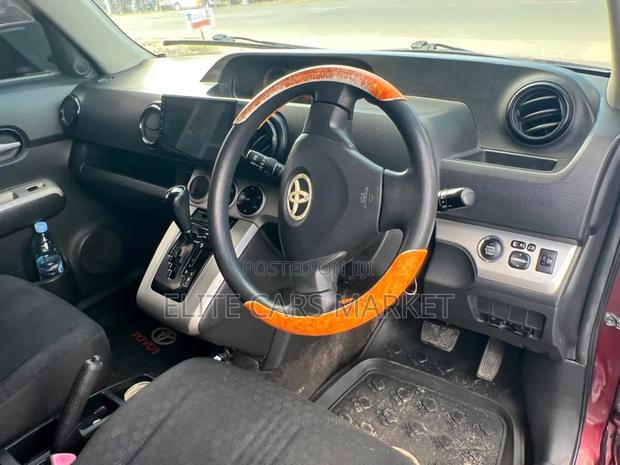 Toyota Rumion 1.5 FWD 2021 Maroon