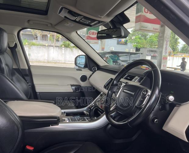 Land Rover Range Rover Sport HSE 4dr SUV 4WD (3.0L 6cyl S/C 8A) 2015