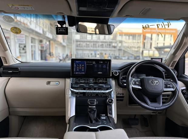 New Toyota Land Cruiser 2022 Black