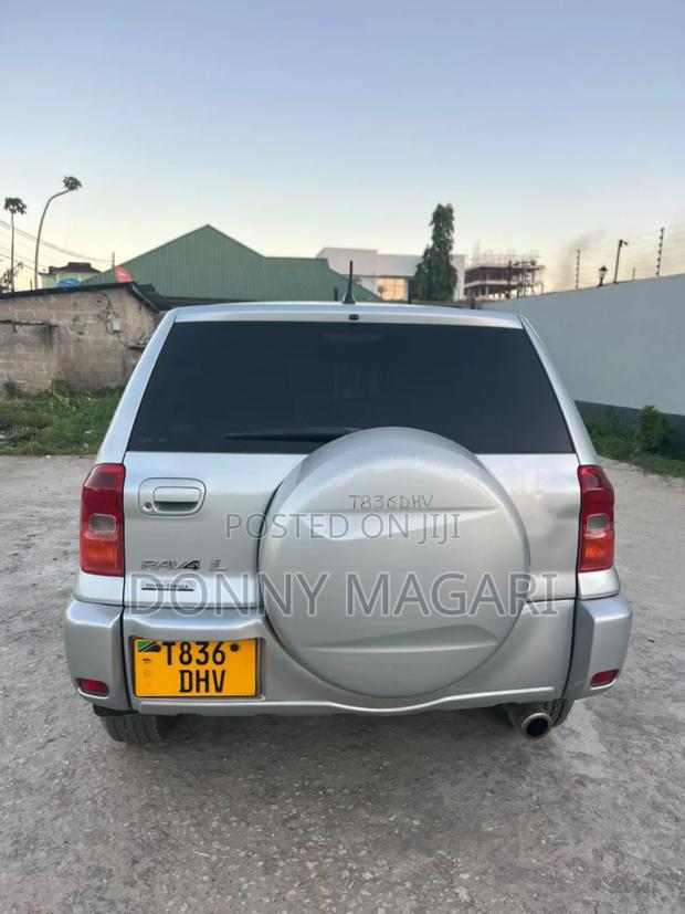 Toyota RAV4 2005 Silver