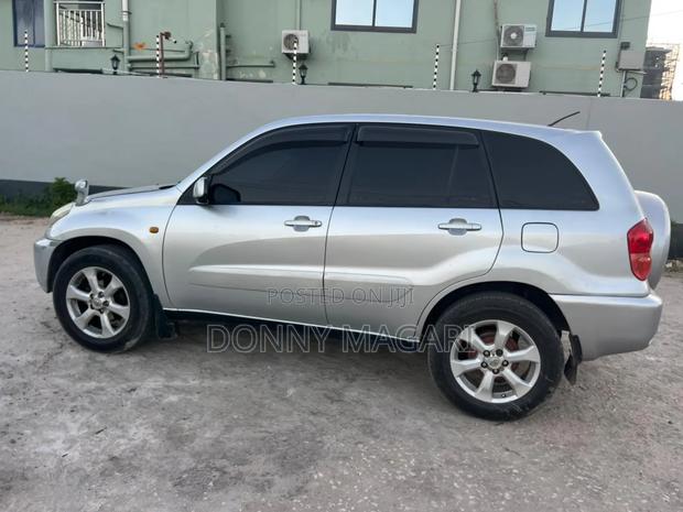 Toyota RAV4 2005 Silver
