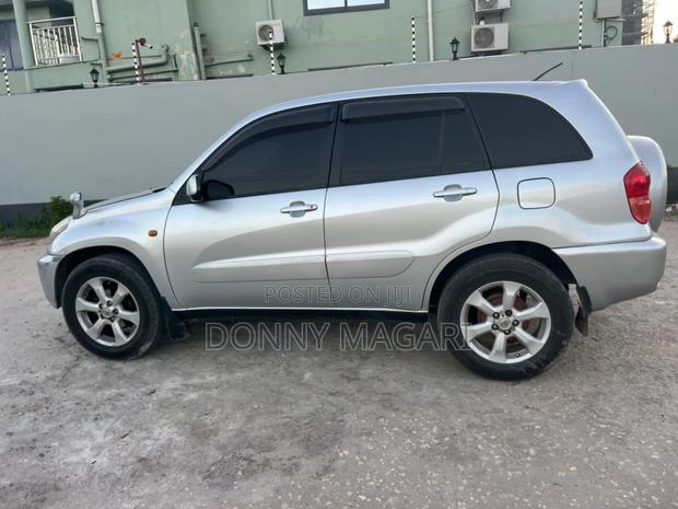 Toyota RAV4 2005 Silver