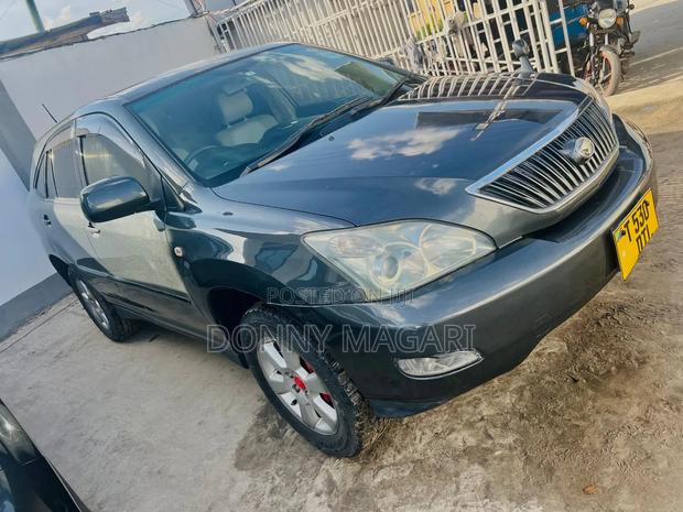 Toyota Harrier 2006 Gray