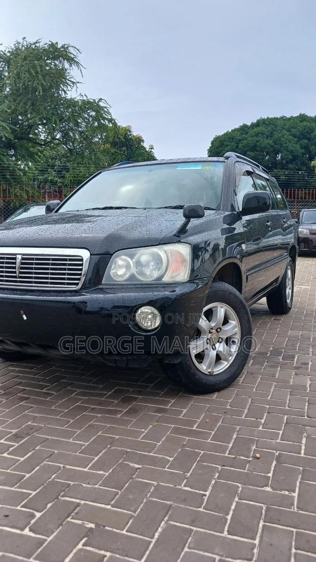 Toyota Kluger 2001 Black