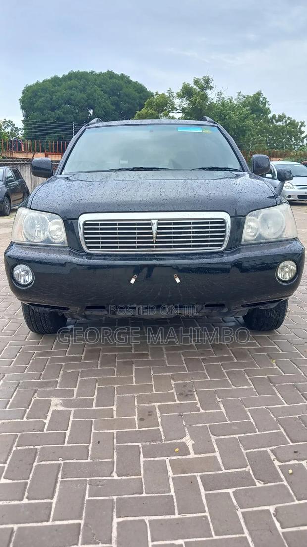 Toyota Kluger 2001 Black