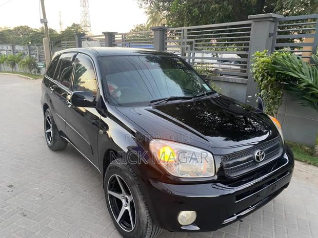 Toyota RAV4 2005 Black