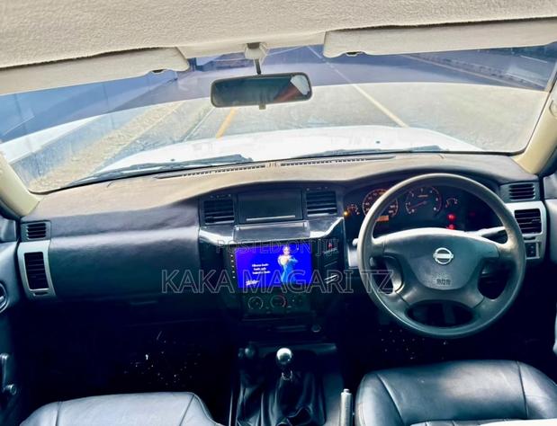 Nissan Patrol 2005 White