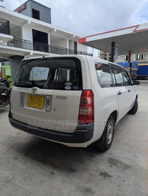 Toyota Succeed 2006 Pearl