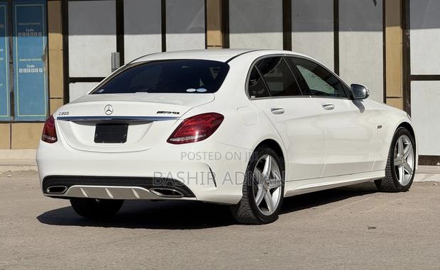 Mercedes-Benz C200 2015 White