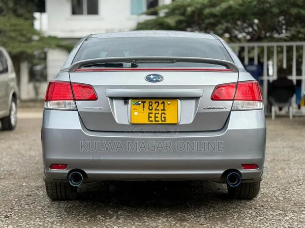 Subaru Legacy 2009 Gray