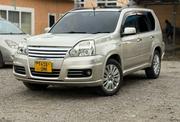 Nissan X-Trail 2010 Gold for sale
