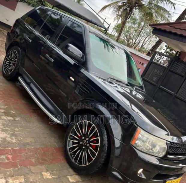 Land Rover Discovery 2010 Black