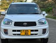 Toyota RAV4 2004 White for sale