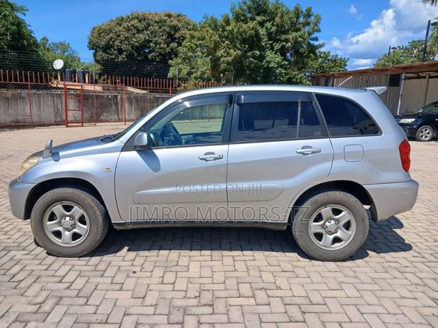 Toyota RAV4 2004 Silver