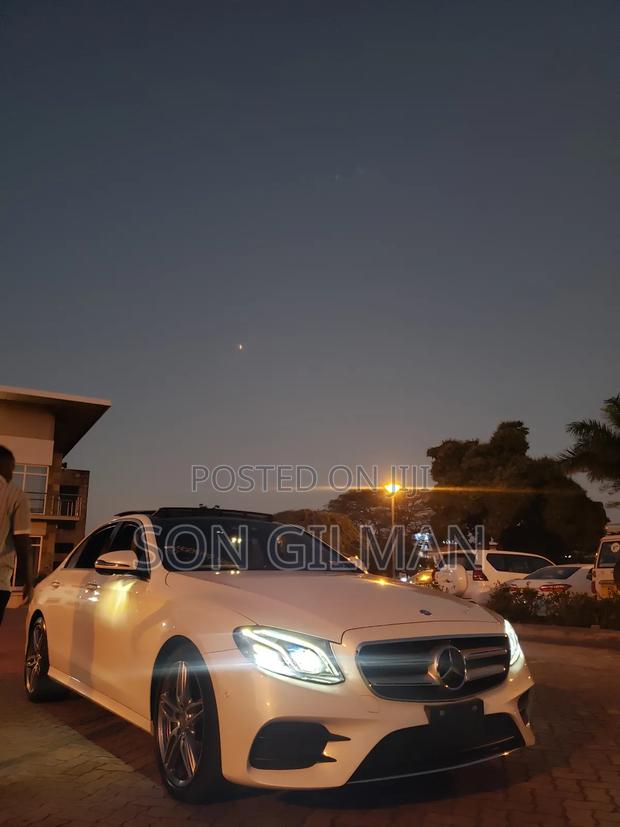 Mercedes-Benz E220 2017 White