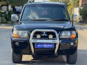 Mitsubishi Pajero 3.2 DI-D Elegance Long Automatic 2005 Black for sale