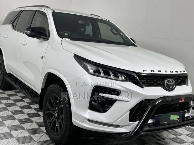 New Toyota Fortuner 2025 White
