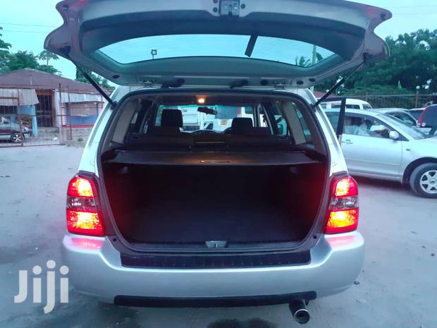 Toyota Kluger 2004 Silver