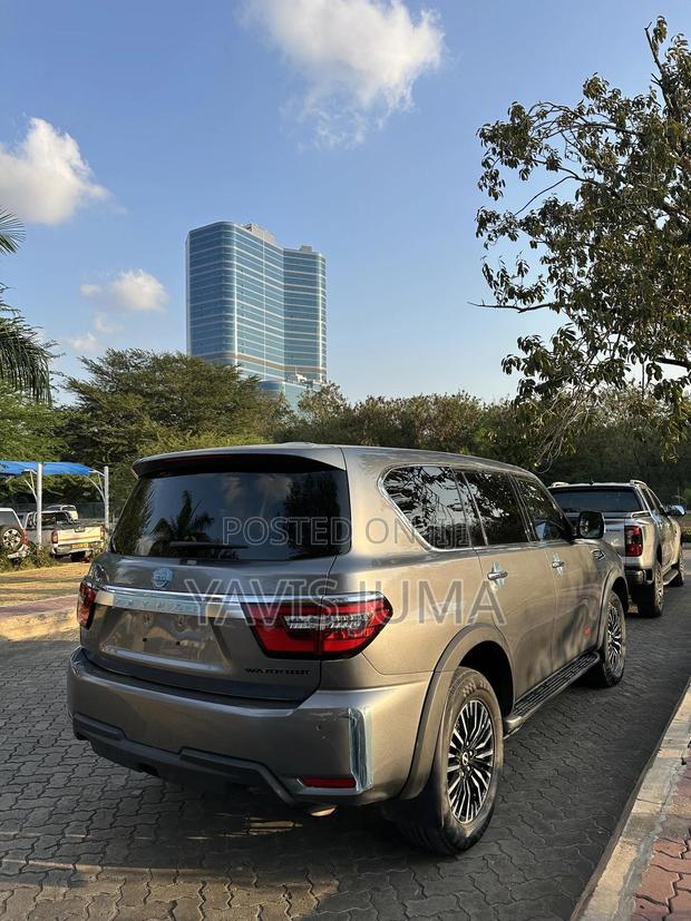 Nissan Patrol 2024 Gray