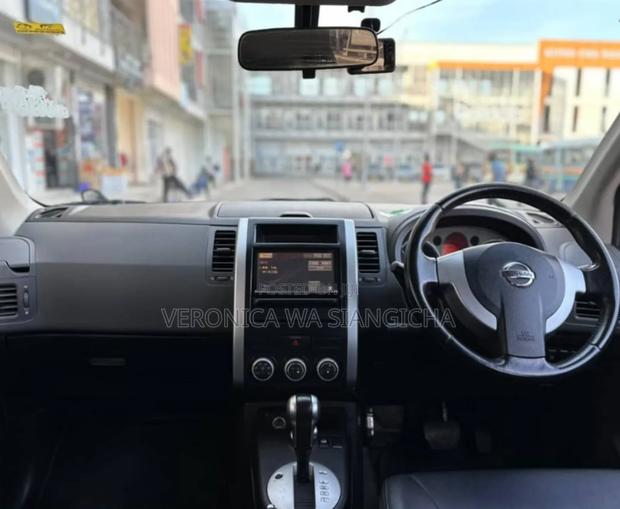 Nissan X-Trail 2009 Black