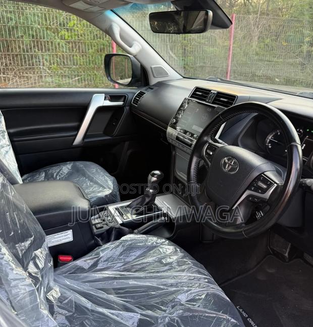 Toyota Land Cruiser Prado 2023 Brown