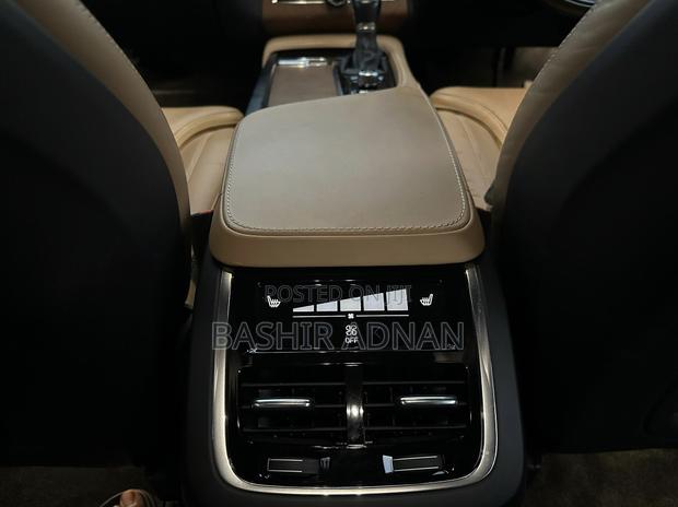 Volvo XC90 T6 Inscription AWD (2.0L 4cyl 8A) 2016 Beige