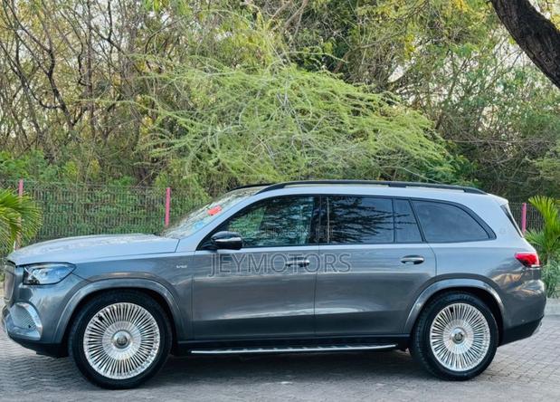 Mercedes-Benz GLS-Class 2022 Gray