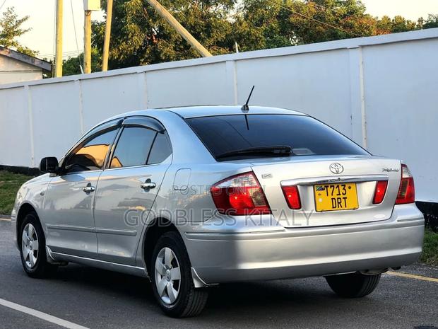 Toyota Premio 1.8 AWD 2003 Silver