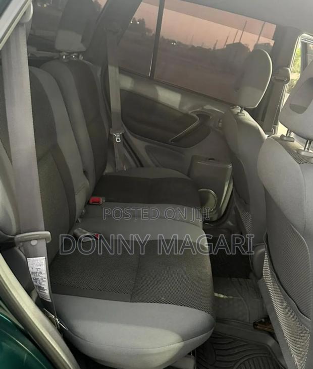 Toyota RAV4 Automatic 2003 Green