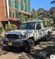 Toyota Land Cruiser 2018 White for sale