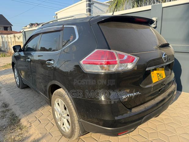 Nissan X-Trail 2015 Black