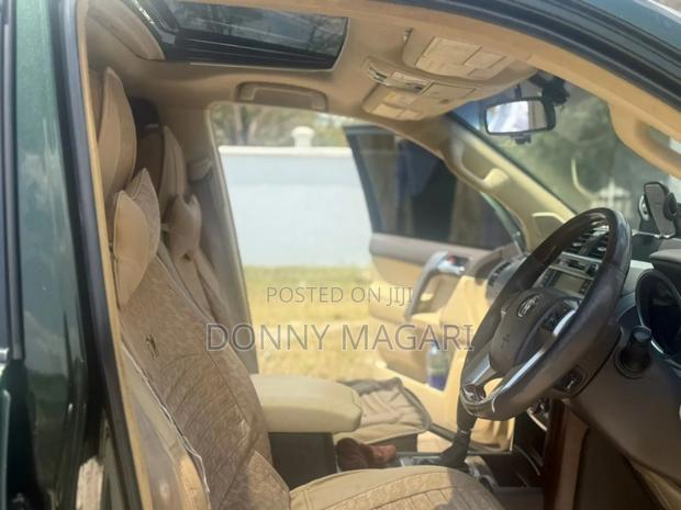 Toyota Land Cruiser Prado 2014 Green