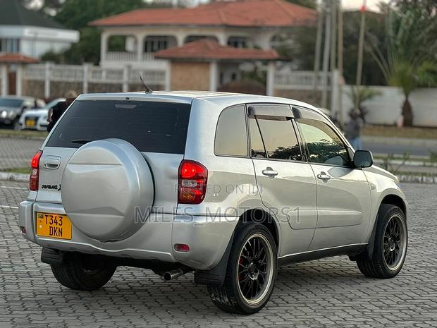 Toyota RAV4 2006 Silver