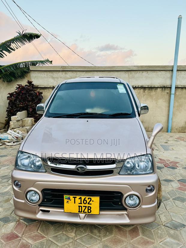 Daihatsu Terios Automatic 2001 Gold