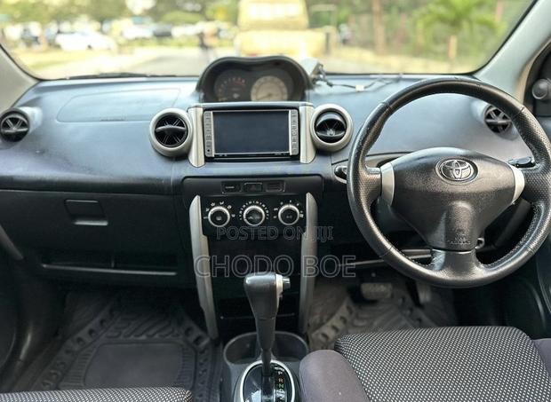 Toyota IST 2003 Black