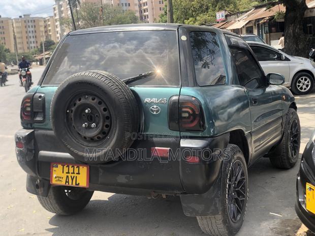 Toyota RAV4 Cabriolet 1998 Blue