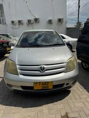 Toyota IST 2003 Silver for sale