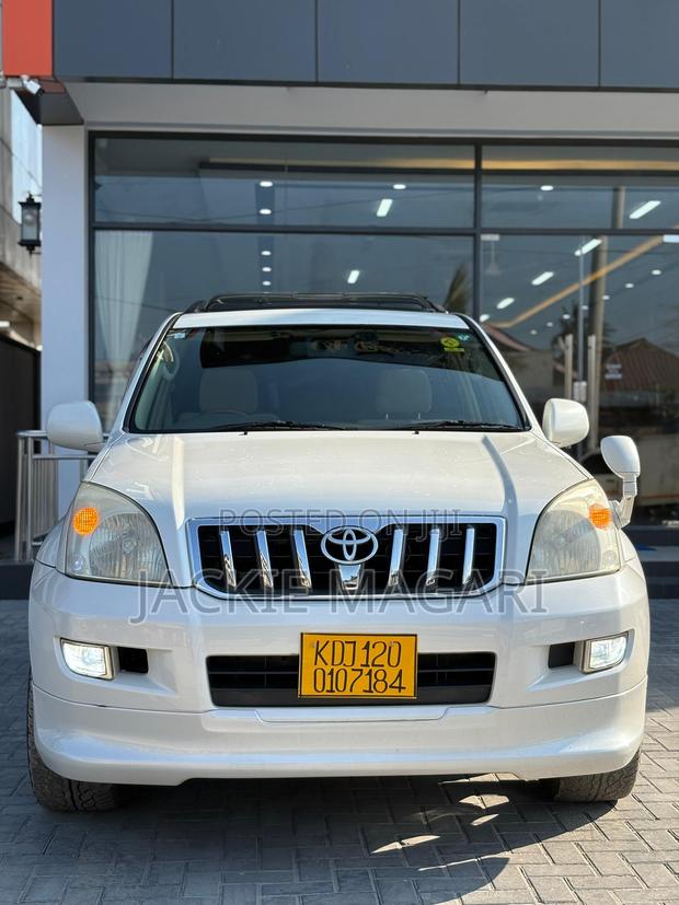 Toyota Land Cruiser Prado 2006 White