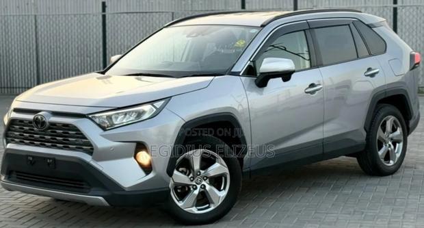Toyota RAV4 2020 Silver