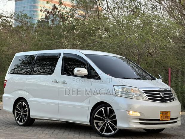 Toyota Alphard 2006 White
