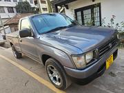 Toyota Hilux 2001 Gray for sale