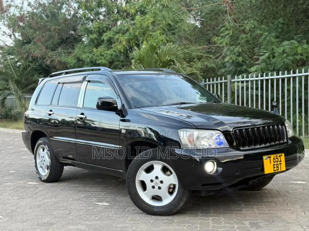 Toyota Kluger 2005 Black
