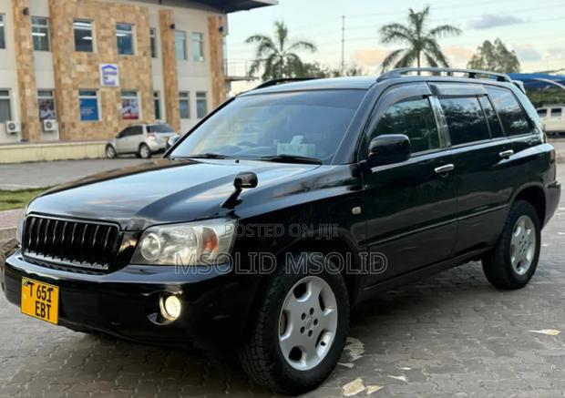 Toyota Kluger 2005 Black