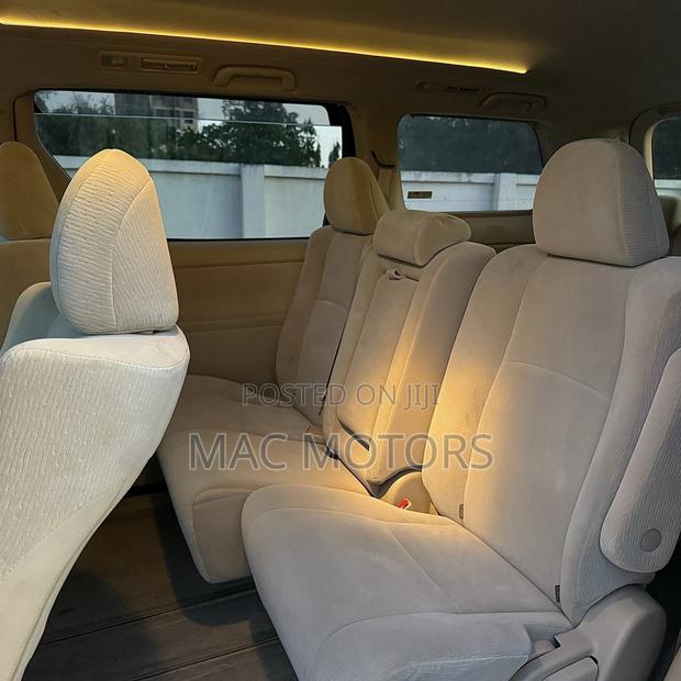 Toyota Alphard 2009 Black