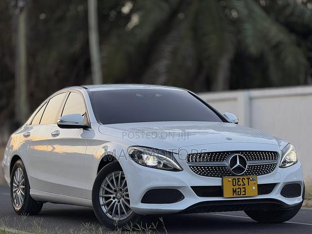 Mercedes-Benz C-Class 2015 White