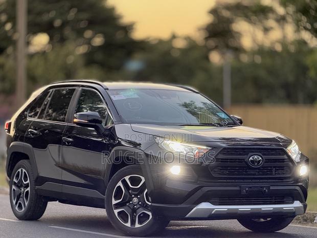 Toyota RAV4 Adventure 2019 Black