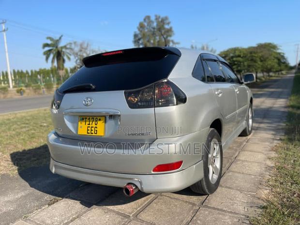 Toyota Harrier 2007 Silver